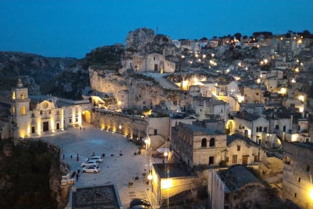 Guided Tour of Matera Sassi