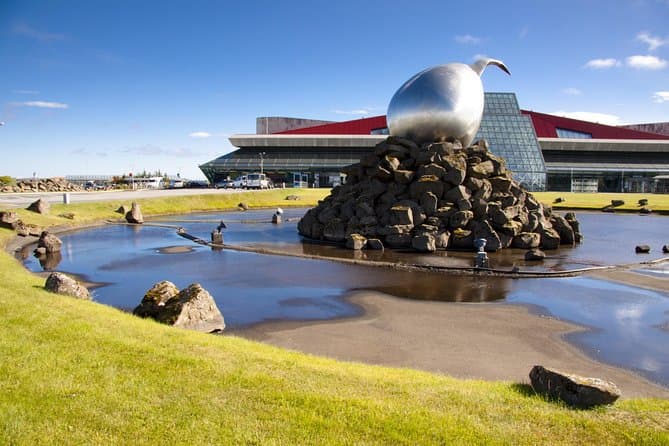 Best Reykjavik Airport & City Transfers