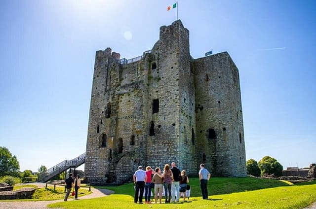 Celtic Boyne Valley and Ancient Sites Day Tour from Dublin