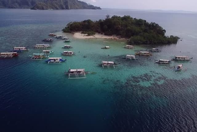 Private Coron Tour A