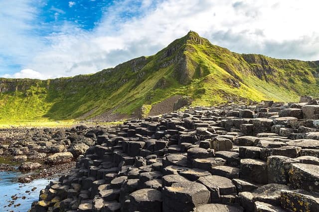 Giants Causeway Sightseeing Day Tour from Belfast