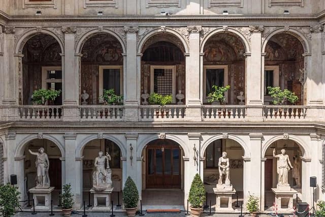 Private Castel Sant'Angelo Tour with Palazzo Altemps