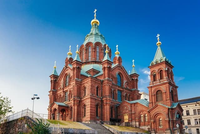 Helsinki Airport Layover Sightseeing Tour