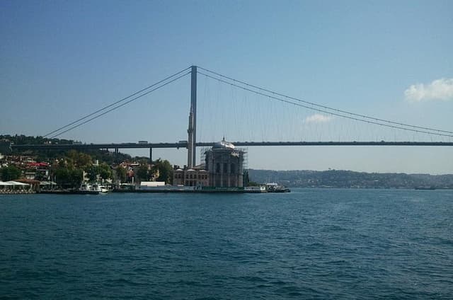 Istanbul Fullday With Bosphorus Cruise & Beylerbeyi Palace