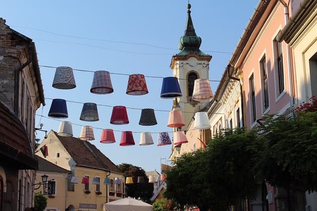 Szentendre and Visegrad Private Danube bend Tour With Wine Tasting and Lunch