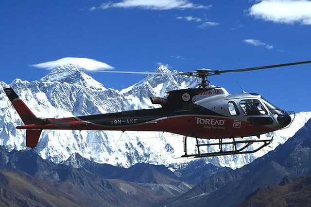 Everest Base Camp Helicopter Tour: Breakfast Everest View Hotel
