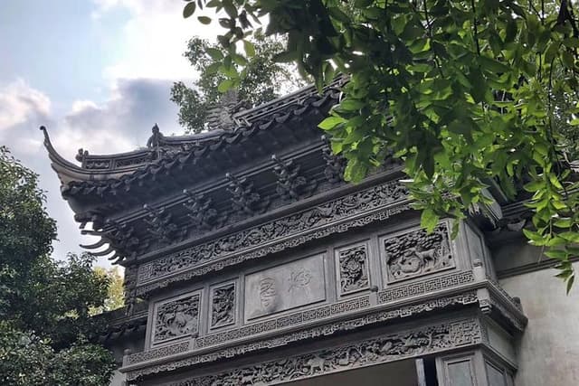Shanghai Private One-day City Tour With Dumpling Tasting