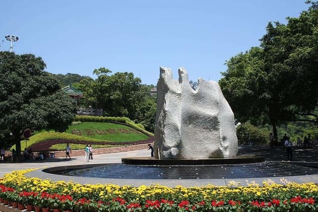 Guangzhou City and Baiyun Mountain Private Tour With the Lunch