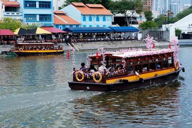 Singapore Group History & Culture Walking Tour