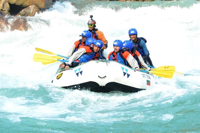 Best White Water Rafting Experiences in Rishikesh