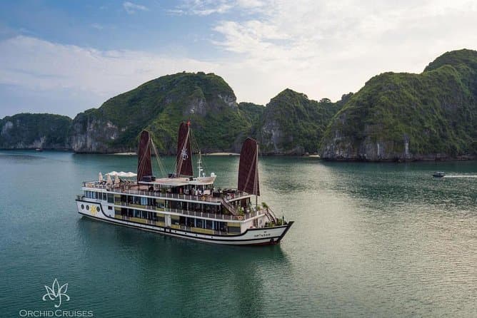 Compare Bai Tu Long Bay Cruises from Hanoi