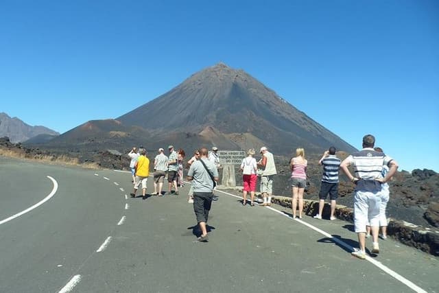 1. A day on FOGO Island to discover VOLCAN