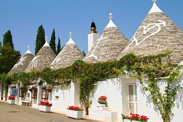 PUGLIA Tour Private Customizable Excl. with your Apulian friend