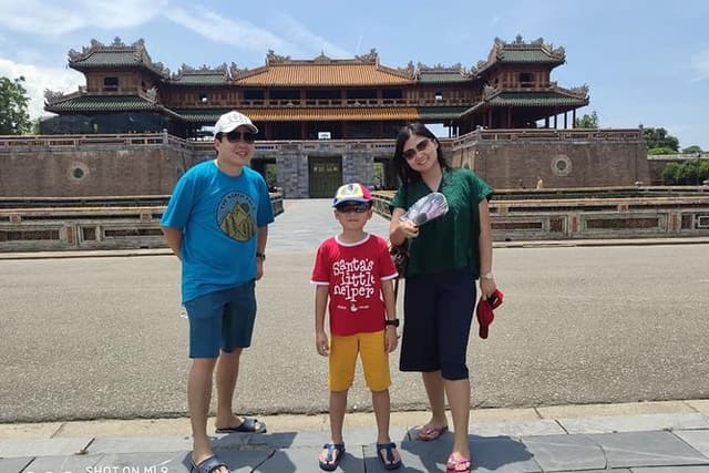 Hue City Tour Via Hai Van Mountain , Lap An Lagoon, Perfume River, Royal Palace
