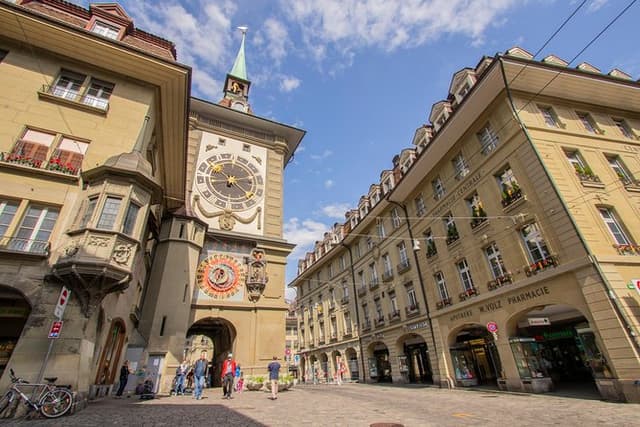 Best Intro to Bern in 2 hours with a Local