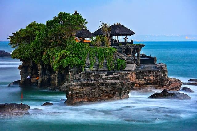Tanah Lot and North Bali Tour: Scenic Journey