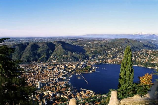  Lake Como, Como city & Brunate, private guided tour