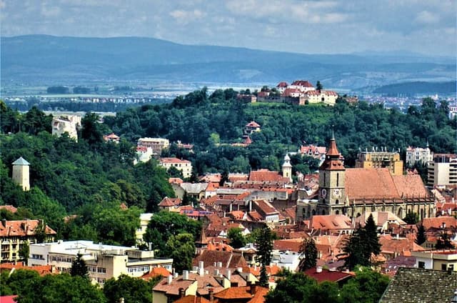 PRIVATE Brasov Old Town Walking Tour & PDF guide