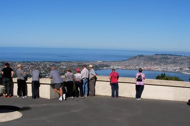 Garden and City tour
