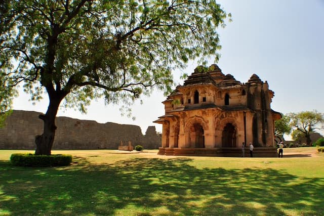 Hampi Heritage Tour