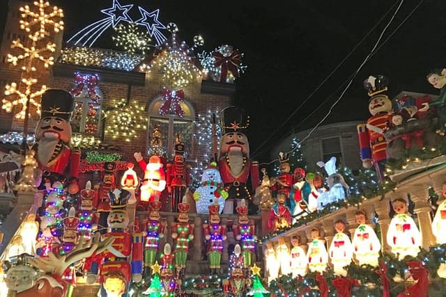 Brooklyn Christmas Lights Walking Tour at Dyker Heights