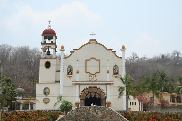 Premium Shore Excursion & Local Culture Tour