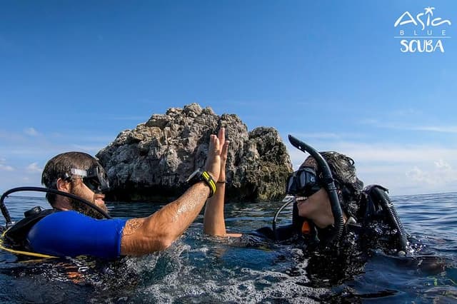 PADI Advanced Open Water Diver Course in Koh Phangan