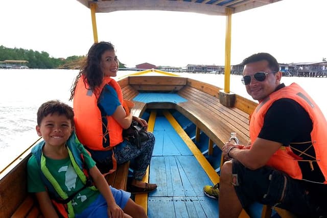 Bandar Heritage & Water Village Tour (Private)