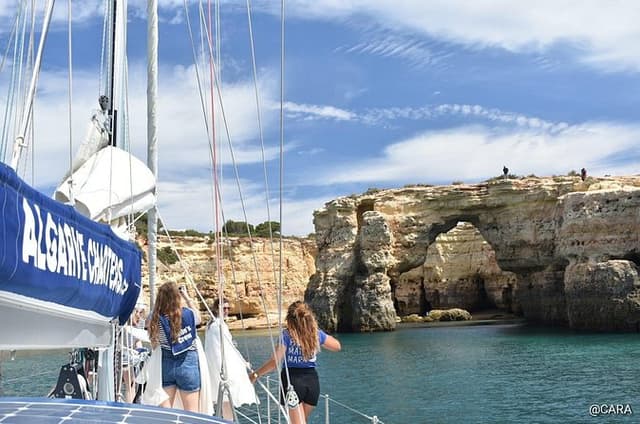 Yatch FINISMAR Signature: Benagil & Portuguese Gastronomy