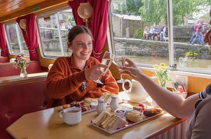 Best Skipton Canal Cruises in Leeds