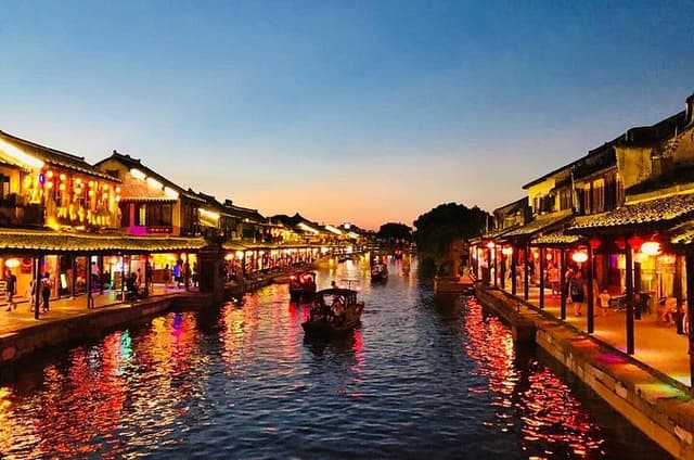 Wuzhen Water Town and Nanxun Water Town Private Day Tour