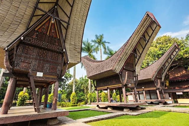 Private Tour Full Day Miniature of beautiful indonesia With Lunch (jakarta)