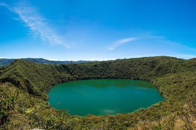 Live a magical experience at the salt mine in Nemocón and the Guatavita Lagoon.