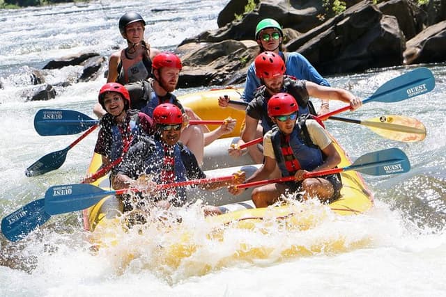 Middle Ocoee River Rafting Adventure Tour