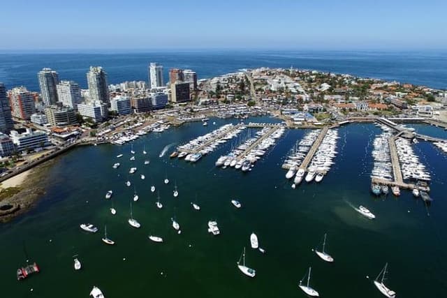 Full day Punta del Este tour