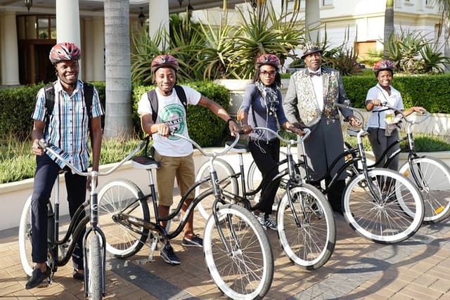 Maputo Short Cycle, Promenade & Downtown