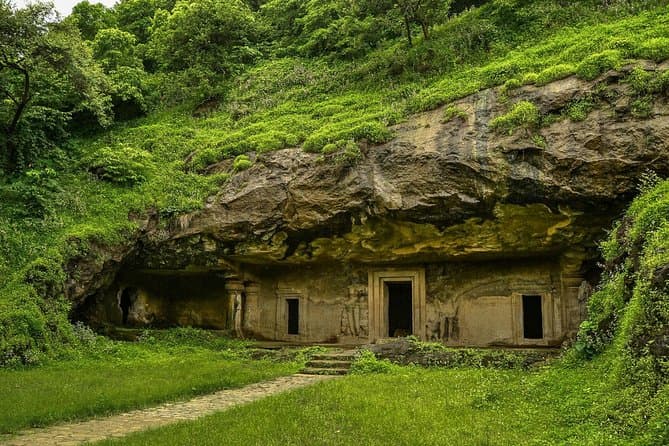 Explore Ancient Wonders: Elephanta Caves Mumbai Tour