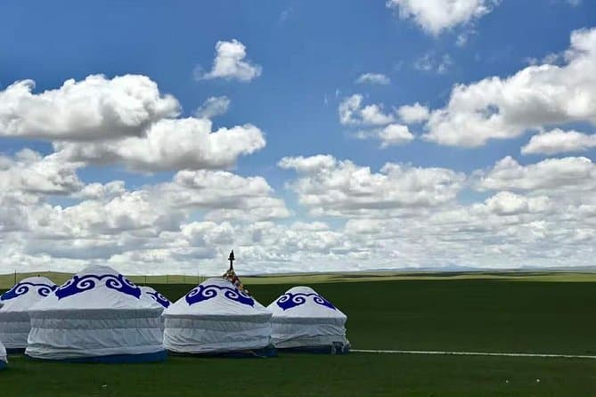 Epic Hohhot Adventure: Grassland & Desert Wonders