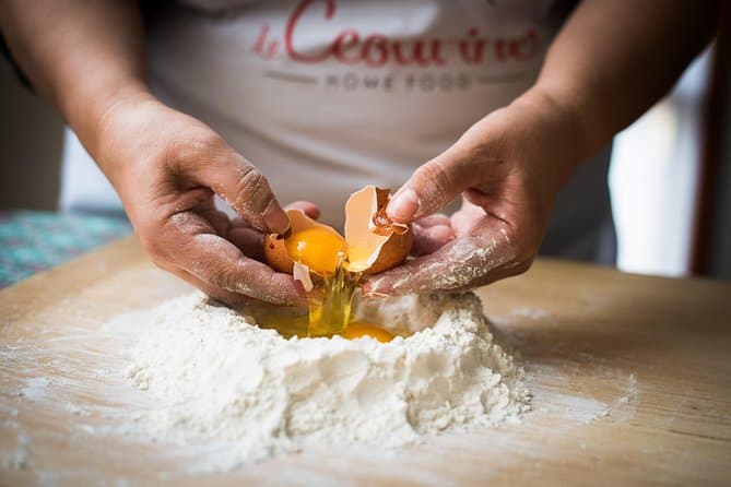 Authentic Cooking Experience: Pizza & Tiramisu in Perugia