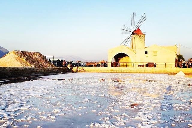 SALT TOUR-all inclusive: salt tour: Trapani, Paceco, Nubia