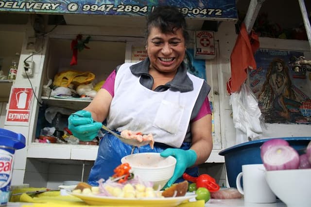 Lima Food through Local Markets & Barranco Tour (Small Group)