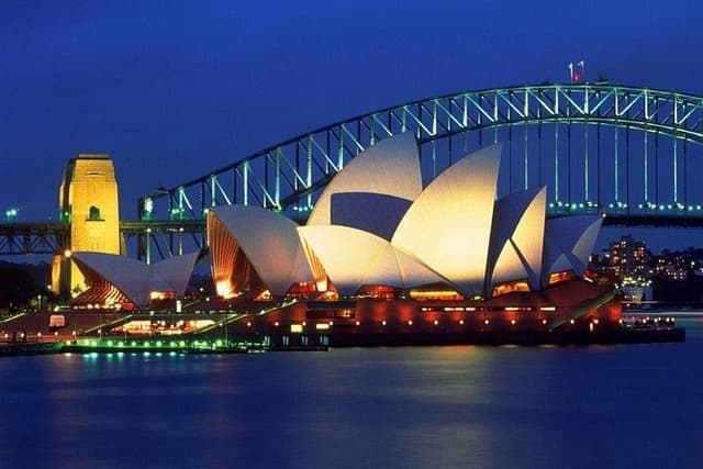 Sydney by Night | Private Luxury Night Tour | 3 Hour Tour