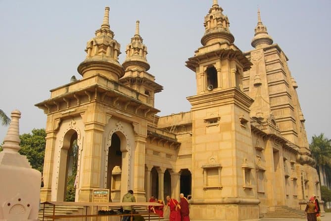 Sacred Buddhist Circuit Tours & Spiritual Varanasi Travels