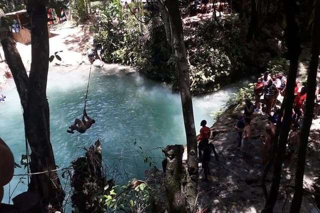 Ocho Rios River Tour: Blue Hole, Dunn's River and Rafting
