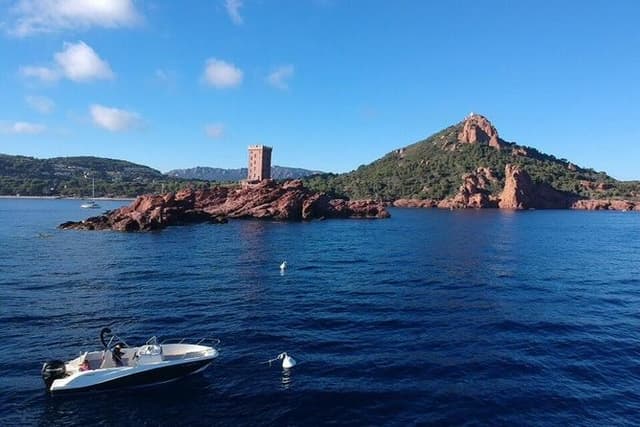 tailor-made and private sea trip