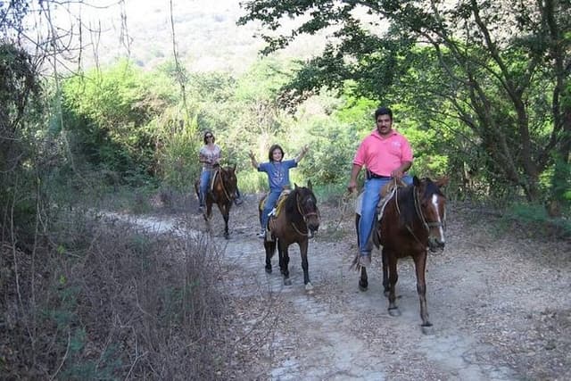 Horse back riding with Danitours by Montainand real nice view