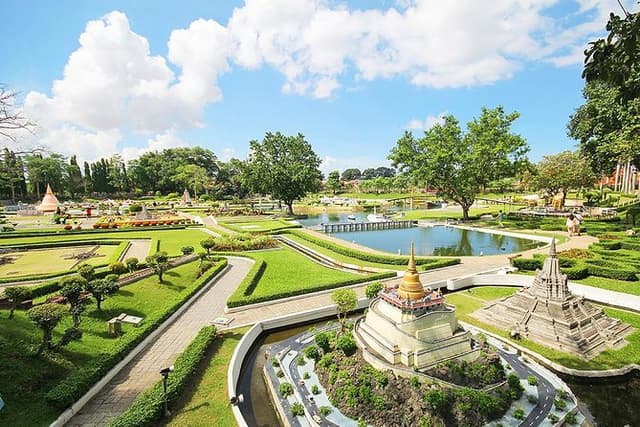 Mini Siam Miniature World at Pattaya Admission Ticket