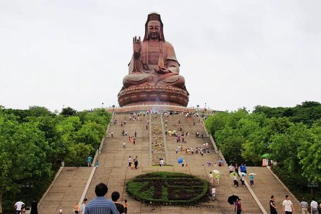 Big Buddha Mountain Chinese Kung Fu & Lion Dance Private Tour