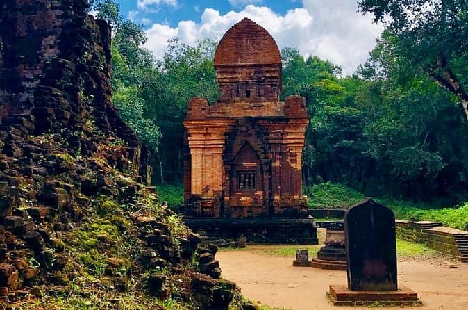 Compare Best My Son Shuttle Tours from Da Nang