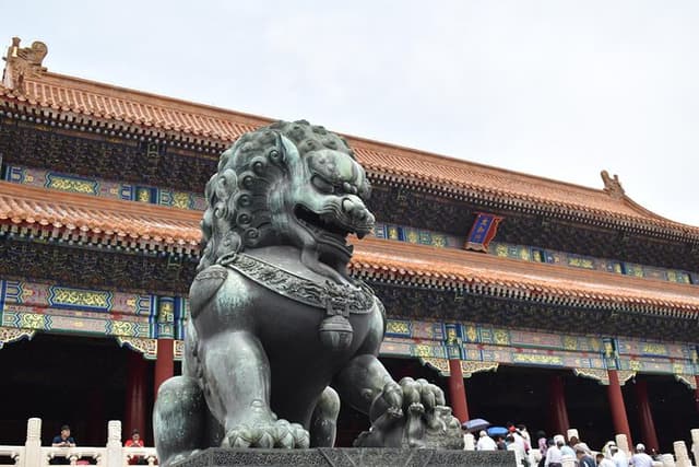 Forbidden City Ticket and Private Tour